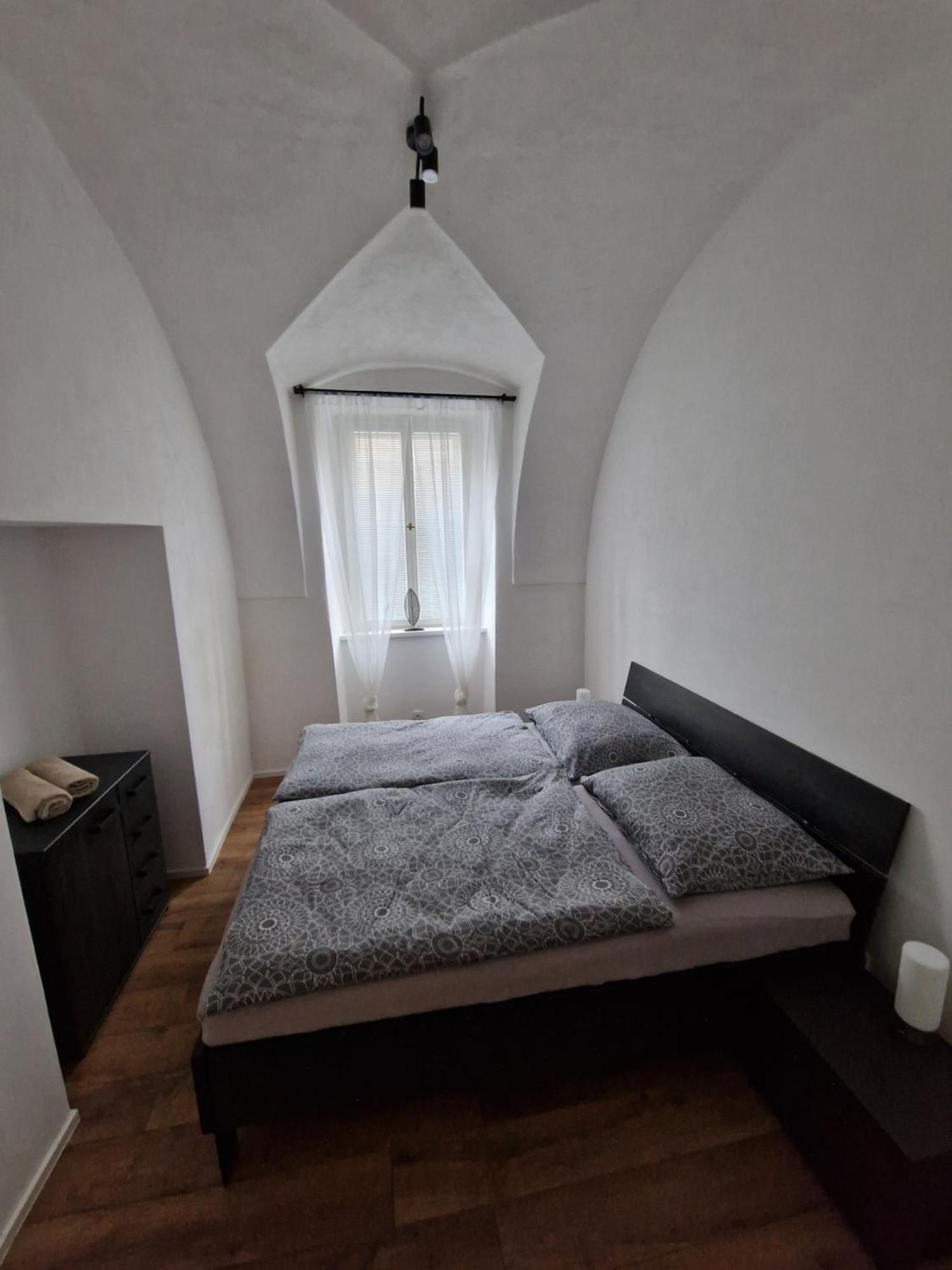 Apartman Anezka 3 S Virivou Vanou Jicin Exterior photo